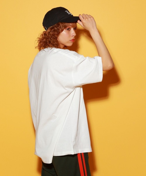 PBLIM（ページボーイリム）の「PBLIM/フィルムフォトT（Tシャツ/カットソー・レディース・ブラック/オフホワイト・MEDIUM/LARGE）」の3枚目の写真