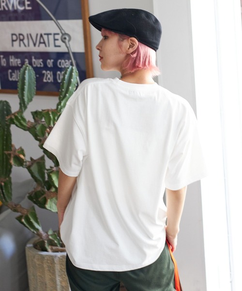 PBLIM（ページボーイリム）の「PBLIM/フィルムフォトT（Tシャツ/カットソー・レディース・ブラック/オフホワイト・MEDIUM/LARGE）」の9枚目の写真