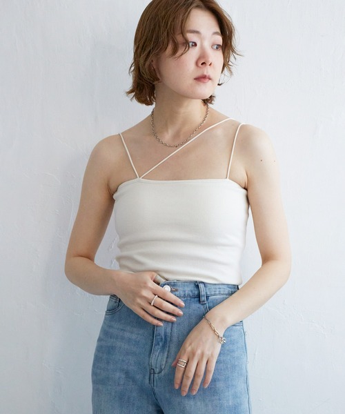 notch.（ノッチ）の「カップ付きベアキャミソール（キャミソール・レディース・オフホワイト/ブラック・M）」の6枚目の写真