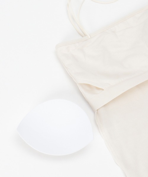 notch.（ノッチ）の「カップ付きベアキャミソール（キャミソール・レディース・オフホワイト/ブラック・M）」の18枚目の写真