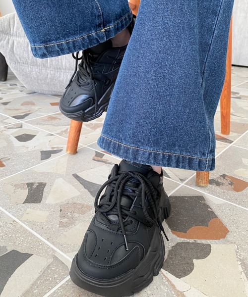 moment+（モーメントプラス）の「厚底ダッドスニーカー（スニーカー・レディース・アイボリー/ブラック・LL/L/M/S）」の16枚目の写真