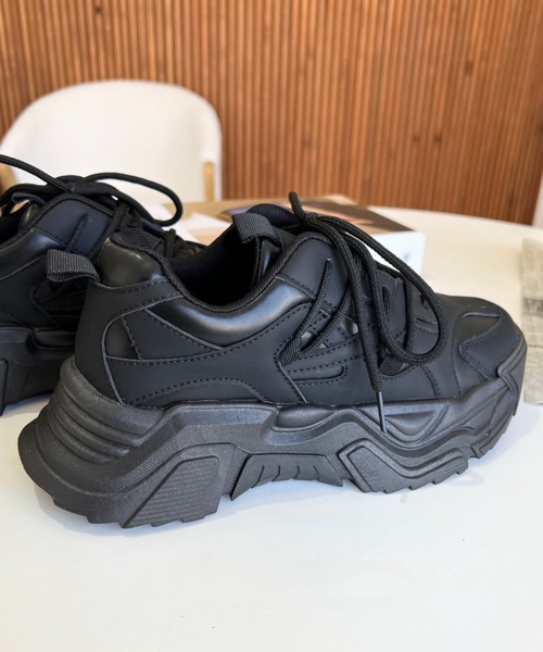 moment+（モーメントプラス）の「厚底ダッドスニーカー（スニーカー・レディース・アイボリー/ブラック・LL/L/M/S）」の13枚目の写真