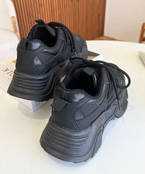 moment+（モーメントプラス）の「厚底ダッドスニーカー（スニーカー・レディース・アイボリー/ブラック・LL/L/M/S）」の11枚目の写真