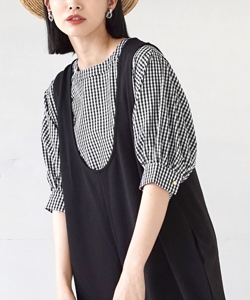 e-zakkamania stores(イーザッカマニアストアーズ)の「ボリュームスリーブ ラウンドヘムブラウス(シャツ/ブラウス・レディース・ストライプ/オフホワイト/ブラック×ホワイト・フリー)」の2枚目の写真
