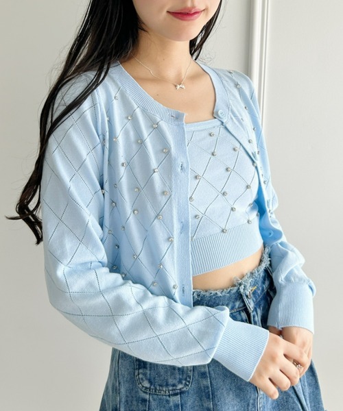 Loueme(ルエム)の「ジュエルビジューカーディガン+ニットキャミアンサンブル(カーディガン/ボレロ・レディース・ブラック/ライトブルー/ホワイト・FREE)」の10枚目の写真