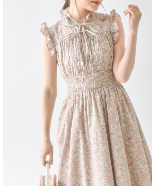 tocco closet（トッコ　クローゼット）の「フリル＆リボン付きコットンフラワー×リトルストロベリーウエストシャーリングワンピース（ワンピース・レディース・ラベンダー/ピンク・M）」の10枚目の写真