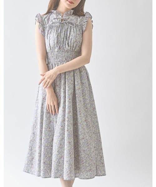 tocco closet（トッコ　クローゼット）の「フリル＆リボン付きコットンフラワー×リトルストロベリーウエストシャーリングワンピース（ワンピース・レディース・ラベンダー/ピンク・M）」の3枚目の写真