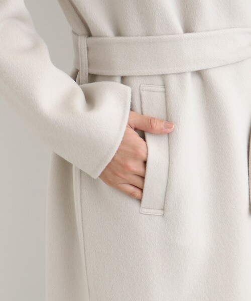 INDIVI（インディヴィ）の「◆【ウール／カラーコート】リバーテーラードロングコート（チェスターコート・レディース・アイボリー/ネイビー/ベージュ系その他2/ピンク・40/36/38/19/05/13/03/15 ）」の11枚目の写真