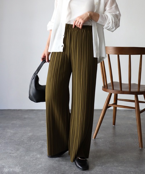 Riberry（リベリー）の「セルフカット プリーツイージーパンツ（その他パンツ・レディース・ブラック/カーキ/グレイッシュベージュ・MEDIUM）」の12枚目の写真