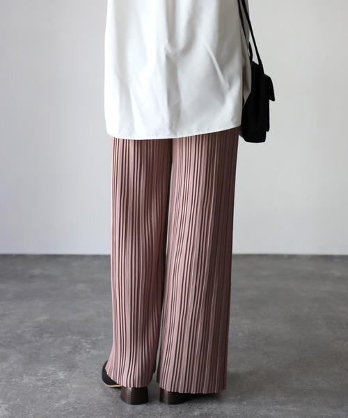 Riberry（リベリー）の「セルフカット プリーツイージーパンツ（その他パンツ・レディース・ブラック/カーキ/グレイッシュベージュ・MEDIUM）」の15枚目の写真