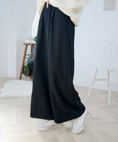 Eclat one(エクラワン)の「ウエストゴムさらっとワイドパンツ(その他パンツ・レディース・ネイビー/グレー系/アイボリー/ブラック・M/L)」の3枚目の写真