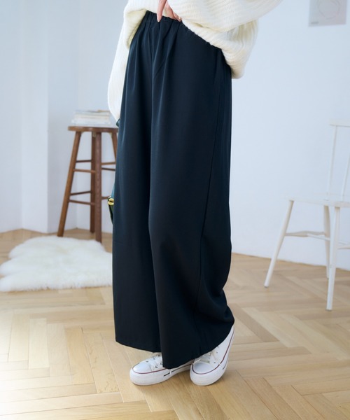 Eclat one(エクラワン)の「ウエストゴムさらっとワイドパンツ(その他パンツ・レディース・ネイビー/グレー系/アイボリー/ブラック・M/L)」の7枚目の写真