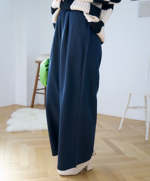 Eclat one(エクラワン)の「ウエストゴムさらっとワイドパンツ(その他パンツ・レディース・ネイビー/グレー系/アイボリー/ブラック・M/L)」の21枚目の写真