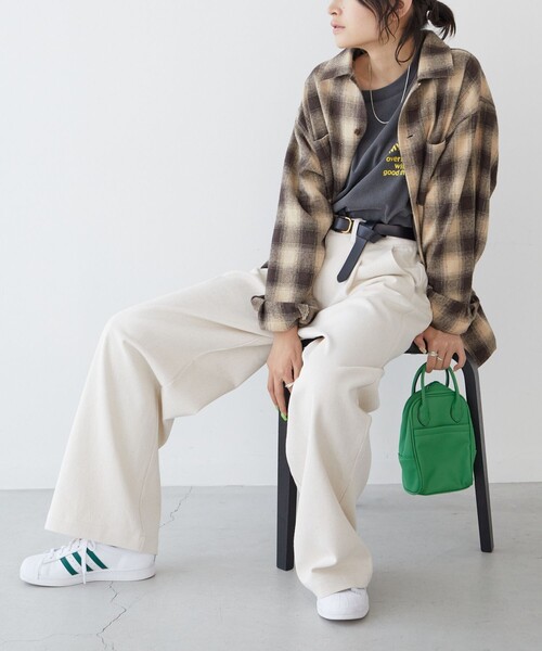 FREAK'S STORE（フリークスストア）の「限定展開　PENNEYS×FREAK'S STORE/ぺニーズ　別注 タックワイド ワークパンツ（その他パンツ・レディース・オレンジ/オリーブ/ベージュ/ナチュラル/ブラック/ネイビー・MEDIUM/SMALL）」の4枚目の写真