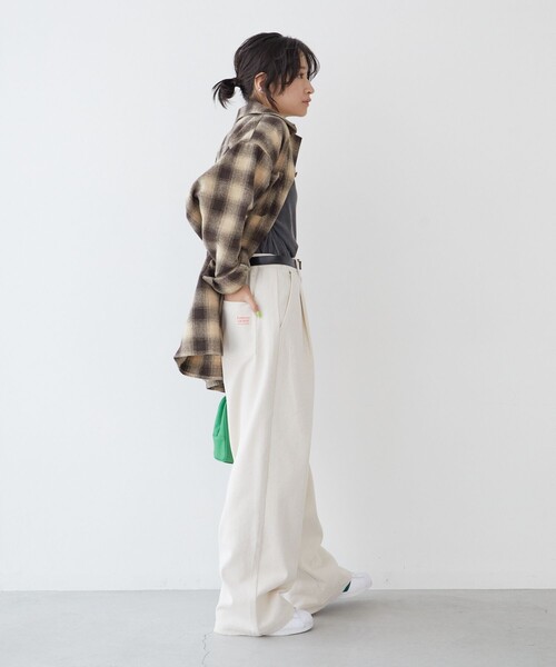 FREAK'S STORE（フリークスストア）の「限定展開　PENNEYS×FREAK'S STORE/ぺニーズ　別注 タックワイド ワークパンツ（その他パンツ・レディース・オレンジ/オリーブ/ベージュ/ナチュラル/ブラック/ネイビー・MEDIUM/SMALL）」の12枚目の写真