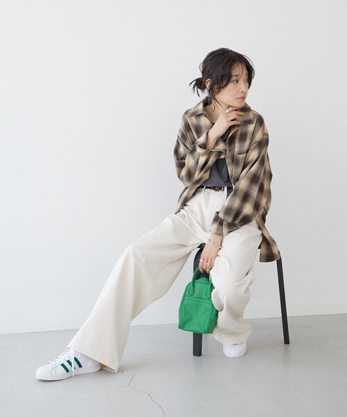 FREAK'S STORE（フリークスストア）の「限定展開　PENNEYS×FREAK'S STORE/ぺニーズ　別注 タックワイド ワークパンツ（その他パンツ・レディース・オレンジ/オリーブ/ベージュ/ナチュラル/ブラック/ネイビー・MEDIUM/SMALL）」の18枚目の写真