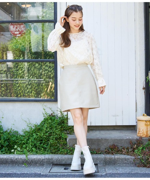 CHILLE（チル）の「フェイクレザーミニスカート（スカート・レディース・ブラック/アイボリー/オリーブ・FREE）」の6枚目の写真