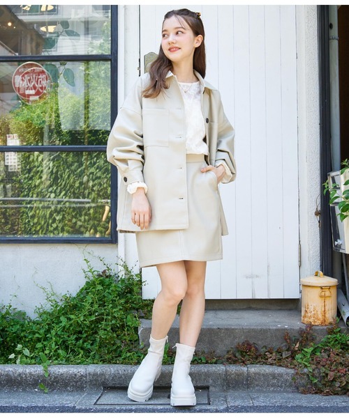 CHILLE（チル）の「フェイクレザーミニスカート（スカート・レディース・ブラック/アイボリー/オリーブ・FREE）」の9枚目の写真