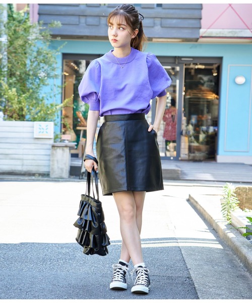 CHILLE（チル）の「フェイクレザーミニスカート（スカート・レディース・ブラック/アイボリー/オリーブ・FREE）」の16枚目の写真