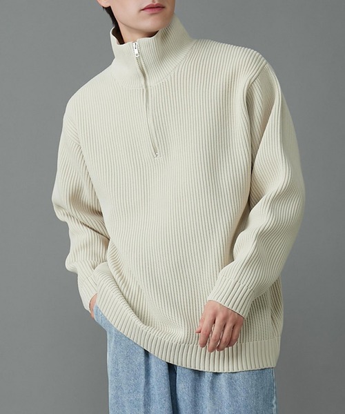 ANPAS(アンパス)の「Half Zip Knit/別注 オーバーサイズ ハーフジップ ニット 吸水速乾 UVカット マシンウォッシャブル 帯電防止 抗ピリング(ニット/セーター・メンズ・グレイッシュベージュ/オフホワイト/ブルー/グレー/ブラック/チャコール・L/M/LL)」の2枚目の写真
