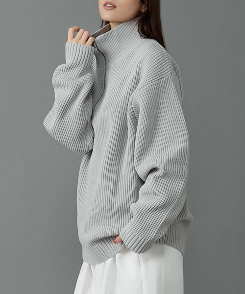 ANPAS(アンパス)の「Half Zip Knit/別注 オーバーサイズ ハーフジップ ニット 吸水速乾 UVカット マシンウォッシャブル 帯電防止 抗ピリング(ニット/セーター・メンズ・グレイッシュベージュ/オフホワイト/ブルー/グレー/ブラック/チャコール・L/M/LL)」の1枚目の写真