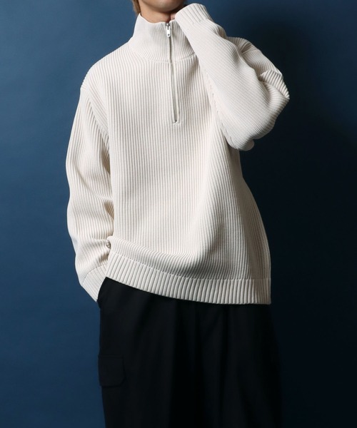 ANPAS(アンパス)の「Half Zip Knit/別注 オーバーサイズ ハーフジップ ニット 吸水速乾 UVカット マシンウォッシャブル 帯電防止 抗ピリング(ニット/セーター・メンズ・グレイッシュベージュ/オフホワイト/ブルー/グレー/ブラック/チャコール・L/M/LL)」の15枚目の写真