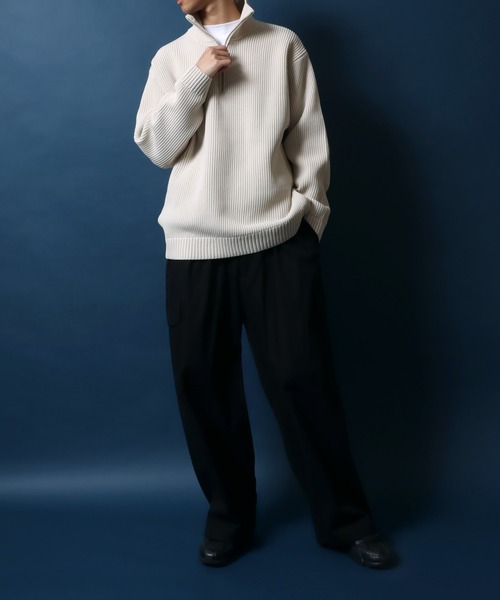 ANPAS(アンパス)の「Half Zip Knit/別注 オーバーサイズ ハーフジップ ニット 吸水速乾 UVカット マシンウォッシャブル 帯電防止 抗ピリング(ニット/セーター・メンズ・グレイッシュベージュ/オフホワイト/ブルー/グレー/ブラック/チャコール・L/M/LL)」の8枚目の写真