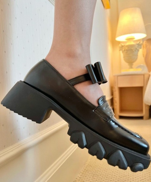epine（エピヌ）の「ribbon Goa Loafer（ローファー）」 - WEAR