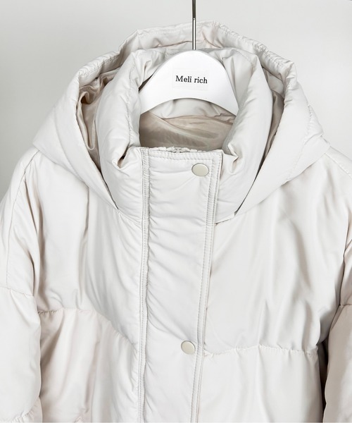 Meli rich（メリーリッチ）の「裾ラウンドフェイクダウンジャケット（ダウンジャケット/コート・レディース・ベージュ/アイボリー/ブラック/カーキ・MEDIUM）」の21枚目の写真