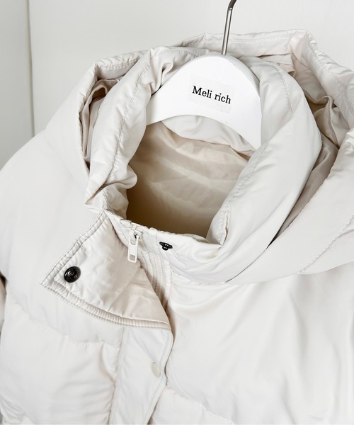 Meli rich（メリーリッチ）の「裾ラウンドフェイクダウンジャケット（ダウンジャケット/コート・レディース・ベージュ/アイボリー/ブラック/カーキ・MEDIUM）」の22枚目の写真