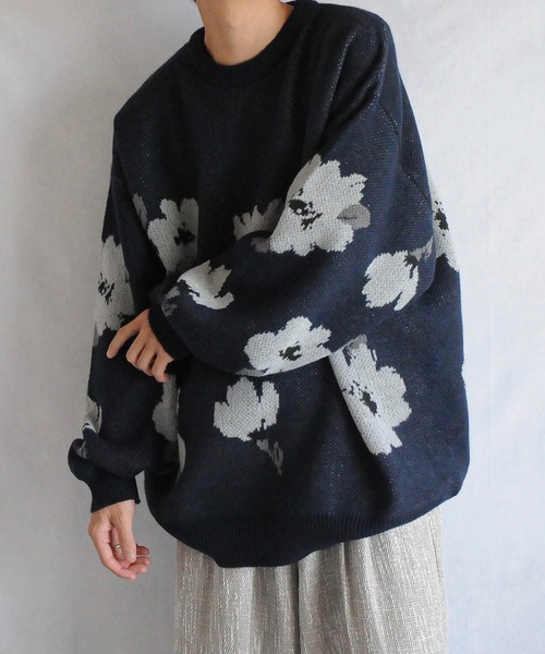 NILWAY（ニルウェイ）の「アソート総柄クルーネックジャガードニット（ニット/セーター・メンズ・グレー系/ブラック系/ネイビー系/ブラック系1・MEDIUM/LARGE）」の4枚目の写真