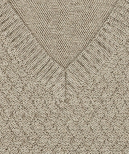 TOKYO SHIRTS(トウキョウシャツ)の「Vネック ベーシック ニットベスト(ニット/セーター・レディース・チャコールグレー/ベージュ/ネイビー・M/L/LL)」の4枚目の写真