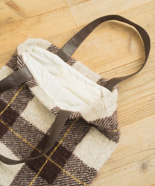 LIBERTY生地使用　handmade モヘアセータートートバッグ LIBERTY生地使用 handmade モヘアセータートートバッグ