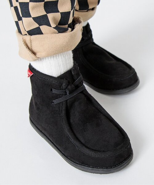 BREEZE(ブリーズ)の「モカシンボアブーツ(ブーツ・キッズ・ブラウン/ブラック・18/14/17/16/19/15 )」の2枚目の写真