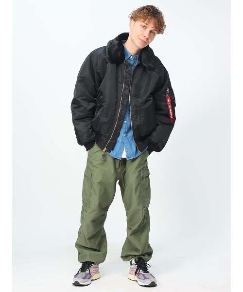 Alpha Industries（アルファインダストリーズ）の「ALPHA INDUSTRIES