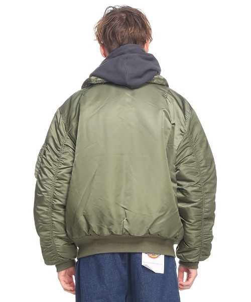 Alpha Industries（アルファインダストリーズ）の「ALPHA INDUSTRIES