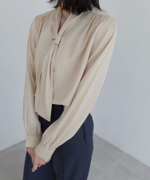 Miniministore(ミニミニストア)の「【新色追加】ボウタイ ブラウス レディース Vネック(シャツ/ブラウス・レディース・ライトベージュ/ホワイト/ブルー/ブラック/ライトイエロー・XL/M/L)」の10枚目の写真