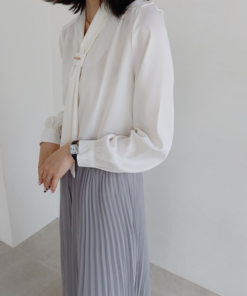 Miniministore(ミニミニストア)の「【新色追加】ボウタイ ブラウス レディース Vネック(シャツ/ブラウス・レディース・ライトベージュ/ホワイト/ブルー/ブラック/ライトイエロー・XL/M/L)」の14枚目の写真