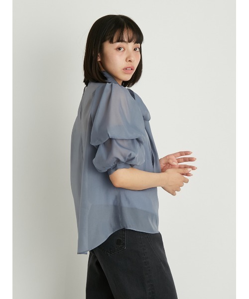 LILY BROWN（リリーブラウン）の「オーガンザボウタイブラウス
