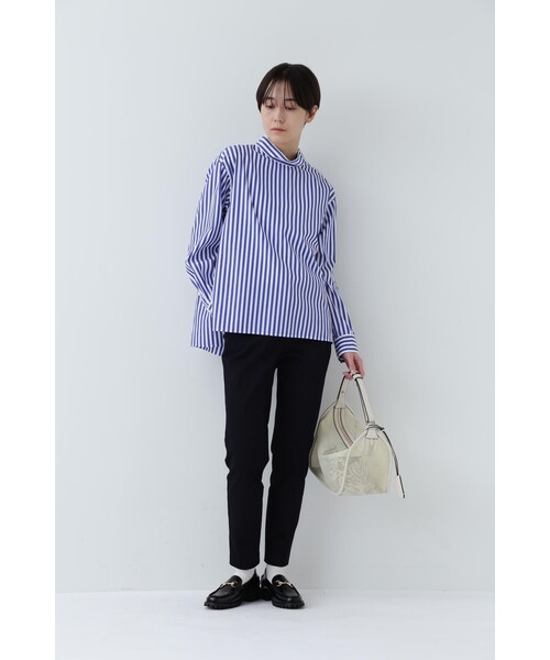 human woman（ヒューマンウーマン）の「◆モックネックブラウス（シャツ/ブラウス・レディース・ネイビー/ブルー系その他3・MEDIUM）」の11枚目の写真