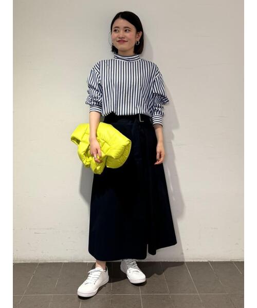 human woman（ヒューマンウーマン）の「◆モックネックブラウス（シャツ/ブラウス・レディース・ネイビー/ブルー系その他3・MEDIUM）」の16枚目の写真