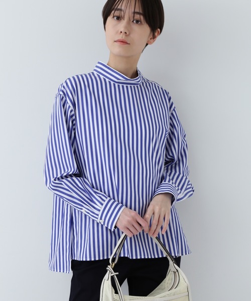 human woman（ヒューマンウーマン）の「◆モックネックブラウス（シャツ/ブラウス・レディース・ネイビー/ブルー系その他3・MEDIUM）」の2枚目の写真