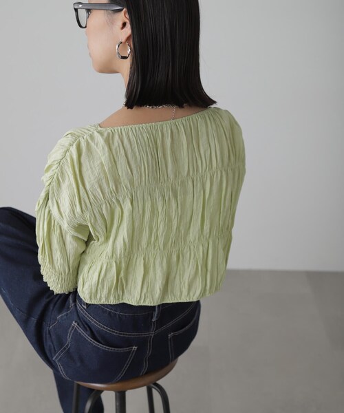 FREE'S MART（フリーズマート）の「◆［WEB限定］シアーギャザー前開き短丈ブラウス（シャツ/ブラウス・レディース・ブラック/ホワイト/ライトグリーン/オレンジ・FREE）」の14枚目の写真