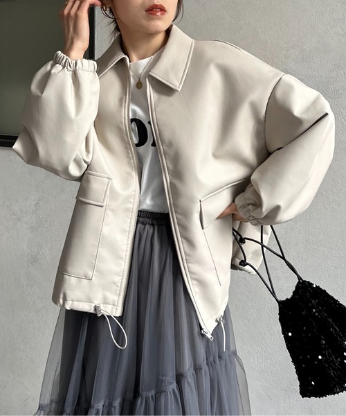 Thevon（ゼボン）の「合皮ステンカラードロストブルゾン（ブルゾン・レディース・アイボリー/ブラック・FREE）」の2枚目の写真