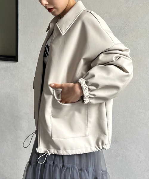 Thevon（ゼボン）の「合皮ステンカラードロストブルゾン（ブルゾン・レディース・アイボリー/ブラック・FREE）」の5枚目の写真