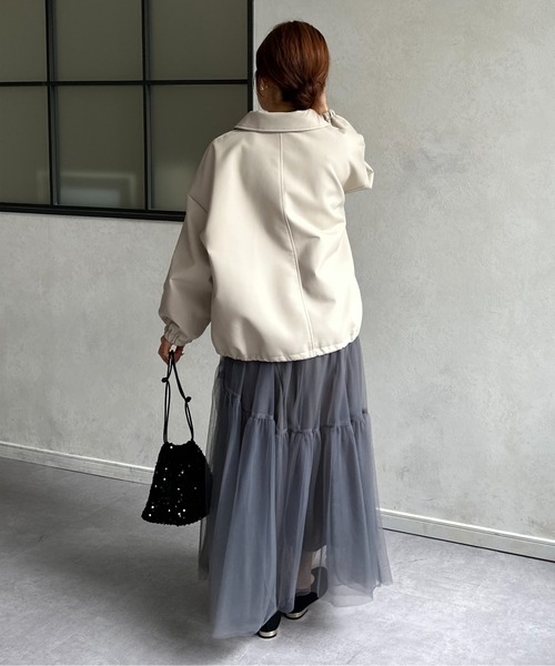 Thevon（ゼボン）の「合皮ステンカラードロストブルゾン（ブルゾン・レディース・アイボリー/ブラック・FREE）」の9枚目の写真