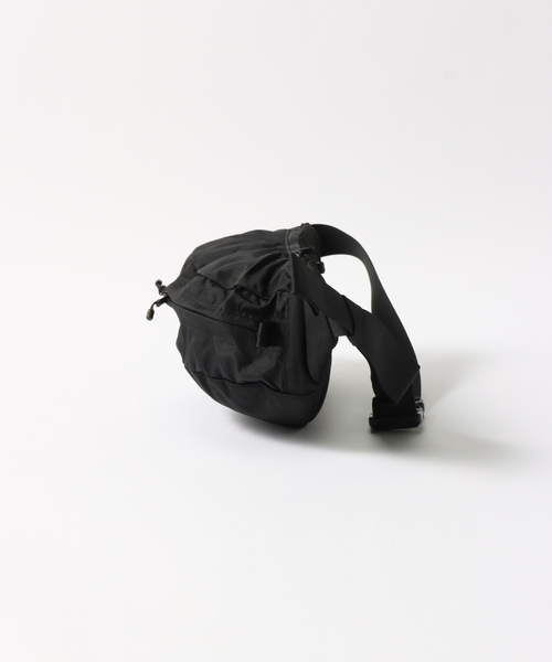 THE NORTH FACE（ザノースフェイス）の「《WEB限定》【THE NORTH FACE / ザ ノースフェイス】Sweep / スウィープ（ボディバッグ/ウエストポーチ・メンズ・ブラック・FREE）」の7枚目の写真