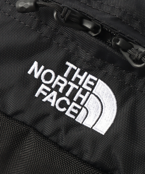 THE NORTH FACE（ザノースフェイス）の「《WEB限定》【THE NORTH FACE / ザ ノースフェイス】Sweep / スウィープ（ボディバッグ/ウエストポーチ・メンズ・ブラック・FREE）」の4枚目の写真