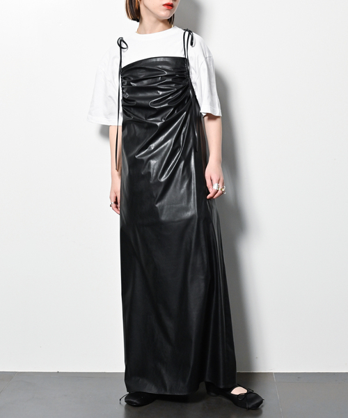 CITYSHOP（シティーショップ）の「FAUX LEATHER GATHER DRESS：ワンピース（ワンピース・レディース・ブラック・36/38）」の17枚目の写真