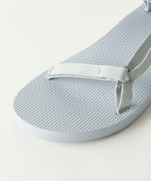 Teva(テバ)の「【国内EXCLUSIVE】<TEVA>Original Universal Slim/サンダル(サンダル・レディース・ライトブルー・7/6/5/8)」の11枚目の写真